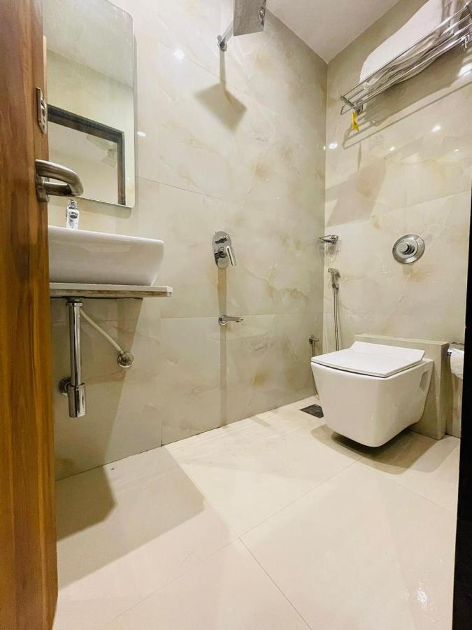 Hotel Hilton Suites Bombay Eksteriør billede
