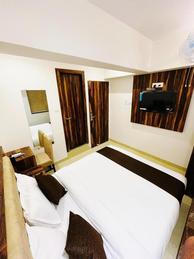 Hotel Hilton Suites Bombay Eksteriør billede