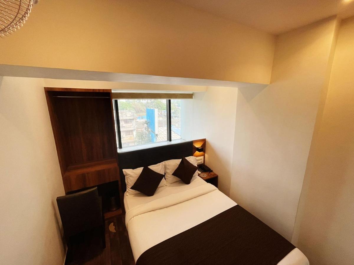 Hotel Hilton Suites Bombay Eksteriør billede